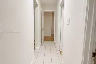5632 SW 39th St, West Park, FL 33023 - Photo 5