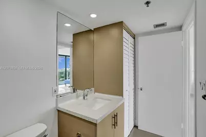20515 E Country Club Dr #1641, Aventura, FL 33180 - Photo 25