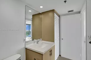 20515 E Country Club Dr, Aventura, FL 33180 - Photo 25