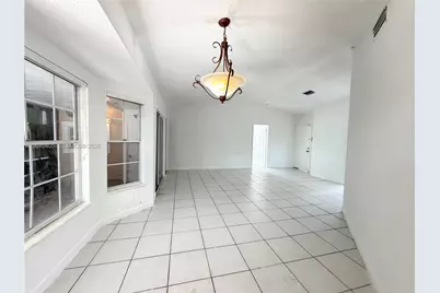 9850 W Heather Ln, Miramar, FL 33025 - Photo 3