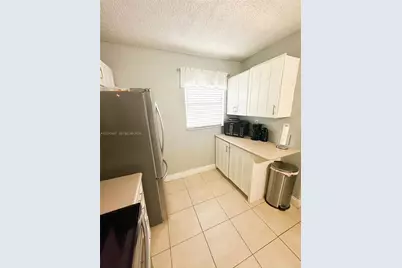2860 Somerset Dr #400K, Lauderdale Lakes, FL 33311 - Photo 3