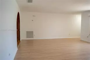 20200 SW 90th Ave Rd, Cutler Bay, FL 33189 - Photo 5