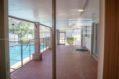 20200 SW 90th Ave Rd, Cutler Bay, FL 33189 - Photo 15