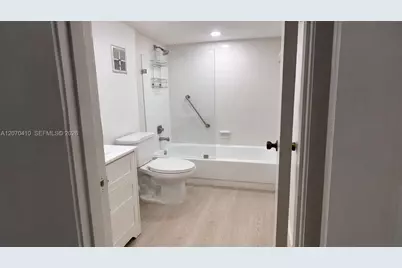 7500 NW 17 St #107, Plantation, FL 33313 - Photo 13