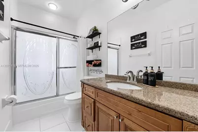 2006 NE 38th Rd, Homestead, FL 33033 - Photo 23