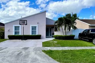 19342 SW 119th Ct, Miami, FL 33177 - Photo 1