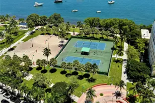 1750 N Bayshore Dr, Miami, FL 33132 - Photo 21