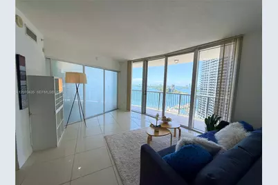 1750 N Bayshore Dr #2202, Miami, FL 33132 - Photo 3