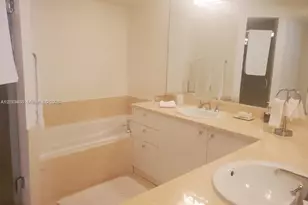 19900 E Country Club Dr, Aventura, FL 33180 - Photo 13