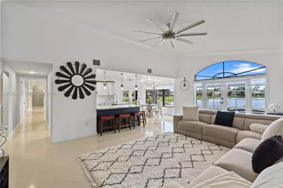451 NW 194th Ave, Pembroke Pines, FL 33029 - Photo 5