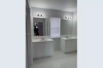 14218 NW 17th Ave #14218, Opa Locka, FL 33054 - Photo 13