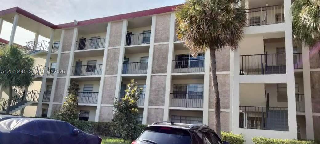 3001 NW 48th Ave #333 - 3001 NW 48th Ave #333, Lauderdale Lakes, FL 33313 Luxury Property | Jose Angel Pina