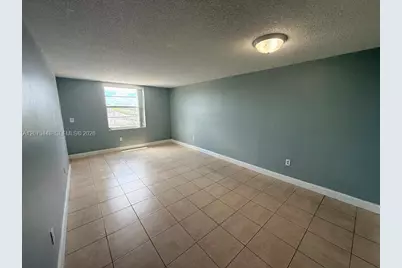 5775 W 20th Ave #402, Hialeah, FL 33012 - Photo 1