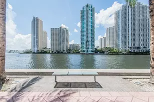 335 S Biscayne Blvd, Miami, FL 33131 - Photo 69