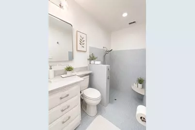 4713 Holly Dr, Tamarac, FL 33319 - Photo 9