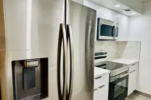 7915 SW 86th St, Miami, FL 33143 - Photo 5