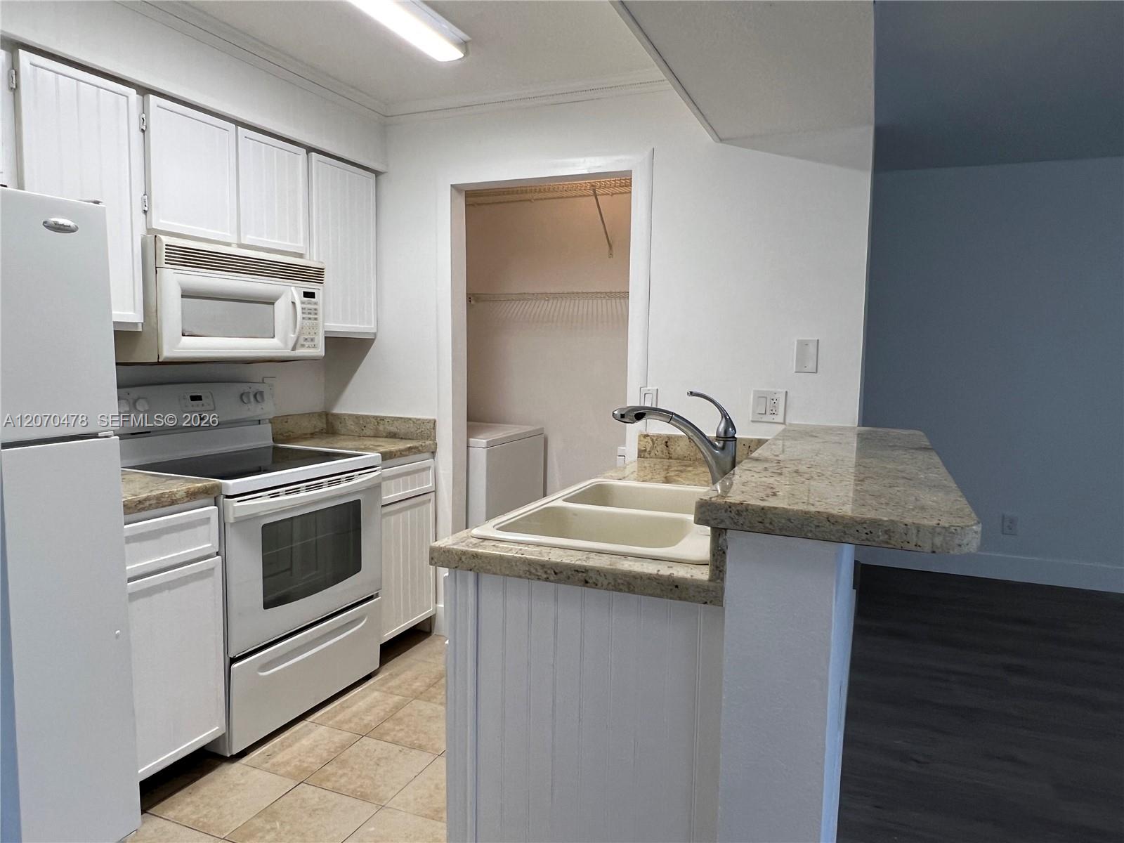1267 SW 46th Ave #2308 - 1267 SW 46th Ave #2308, Pompano Beach, FL 33069 Luxury Property | Jose Angel Pina