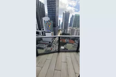45 SW 9th St #1503, Miami, FL 33130 - Photo 11