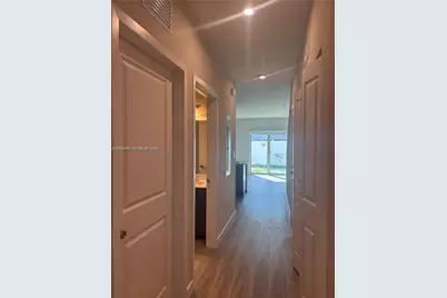 1021 NW 5th St, Florida City, FL 33034 - Photo 13