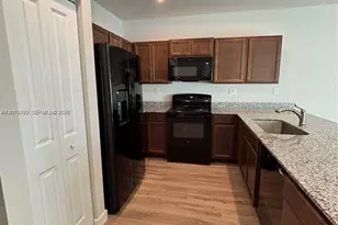 1021 NW 5th St, Florida City, FL 33034 - Photo 3
