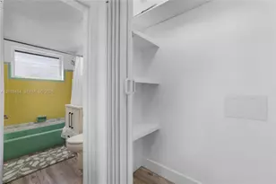 2250 Bay Dr, Miami Beach, FL 33141 - Photo 19