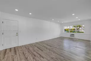 2250 Bay Dr, Miami Beach, FL 33141 - Photo 7