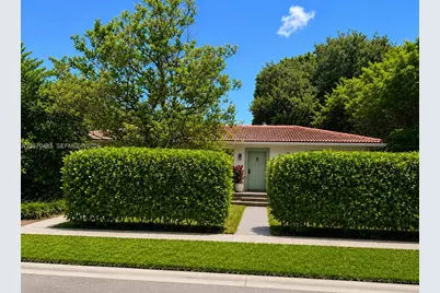 585 NE 121st St, North Miami, FL 33161 - Photo 43