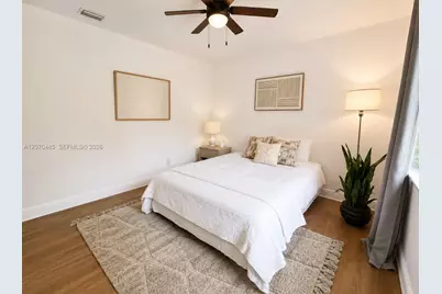 585 NE 121st St, North Miami, FL 33161 - Photo 29