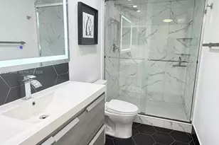 3800 S Ocean Dr, Hollywood, FL 33019 - Photo 9