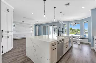665 SW Yacht Basin Way, Stuart, FL 34997 - Photo 3