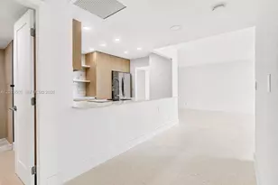 100 Bayview Dr, Sunny Isles Beach, FL 33160 - Photo 11