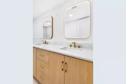 100 Bayview Dr #1626, Sunny Isles Beach, FL 33160 - Photo 19