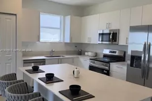 2225 SE 30th St, Homestead, FL 33035 - Photo 3