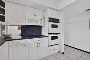 7844 Beechfern Cir, Tamarac, FL 33321 - Photo 23
