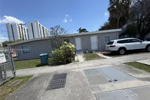 10793 SW 6th St, Sweetwater, FL 33174 - Photo 1