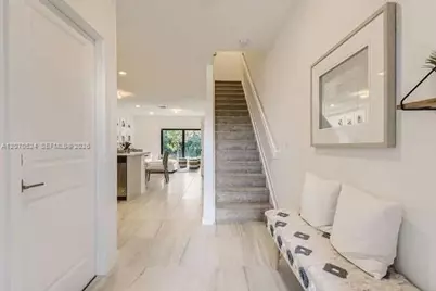 142 SE 5th Ct, Deerfield Beach, FL 33441 - Photo 5