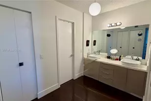 3701 N Country Club Dr, Aventura, FL 33180 - Photo 17