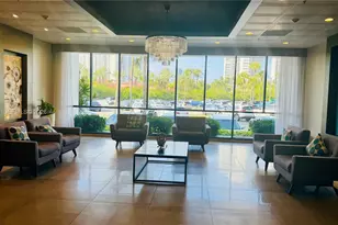 3701 N Country Club Dr, Aventura, FL 33180 - Photo 25