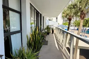 3701 N Country Club Dr, Aventura, FL 33180 - Photo 3