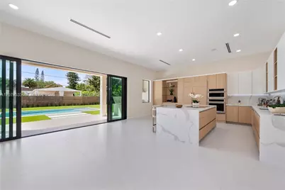 6990 SW 58th St, Miami, FL 33143 - Photo 13