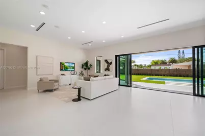 6990 SW 58th St, Miami, FL 33143 - Photo 15