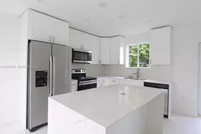 16035 SW 299th Ter, Homestead, FL 33033 - Photo 5