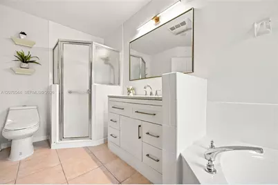 2220 NW 137th Ave, Sunrise, FL 33323 - Photo 17