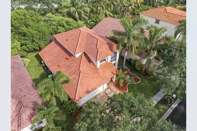 2220 NW 137th Ave, Sunrise, FL 33323 - Photo 29