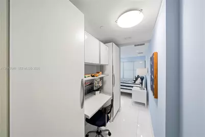 1040 Biscayne Blvd #4403, Miami, FL 33132 - Photo 37
