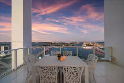 1040 Biscayne Blvd #4403, Miami, FL 33132 - Photo 17