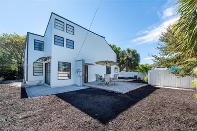 1501 NE 24th St #1, Wilton Manors, FL 33305 - Photo 5