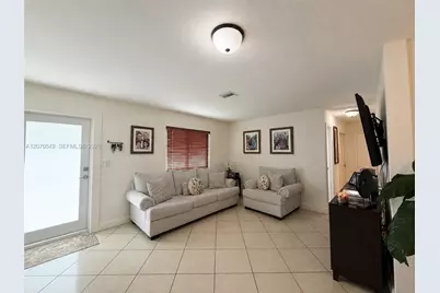 3312 NW 182nd St, Miami Gardens, FL 33056 - Photo 5