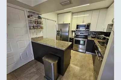 20160 NE 3rd Ct #8, Miami, FL 33179 - Photo 5