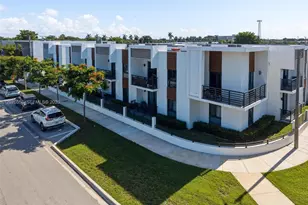 16955 SW 100th Ave, Miami, FL 33157 - Photo 11